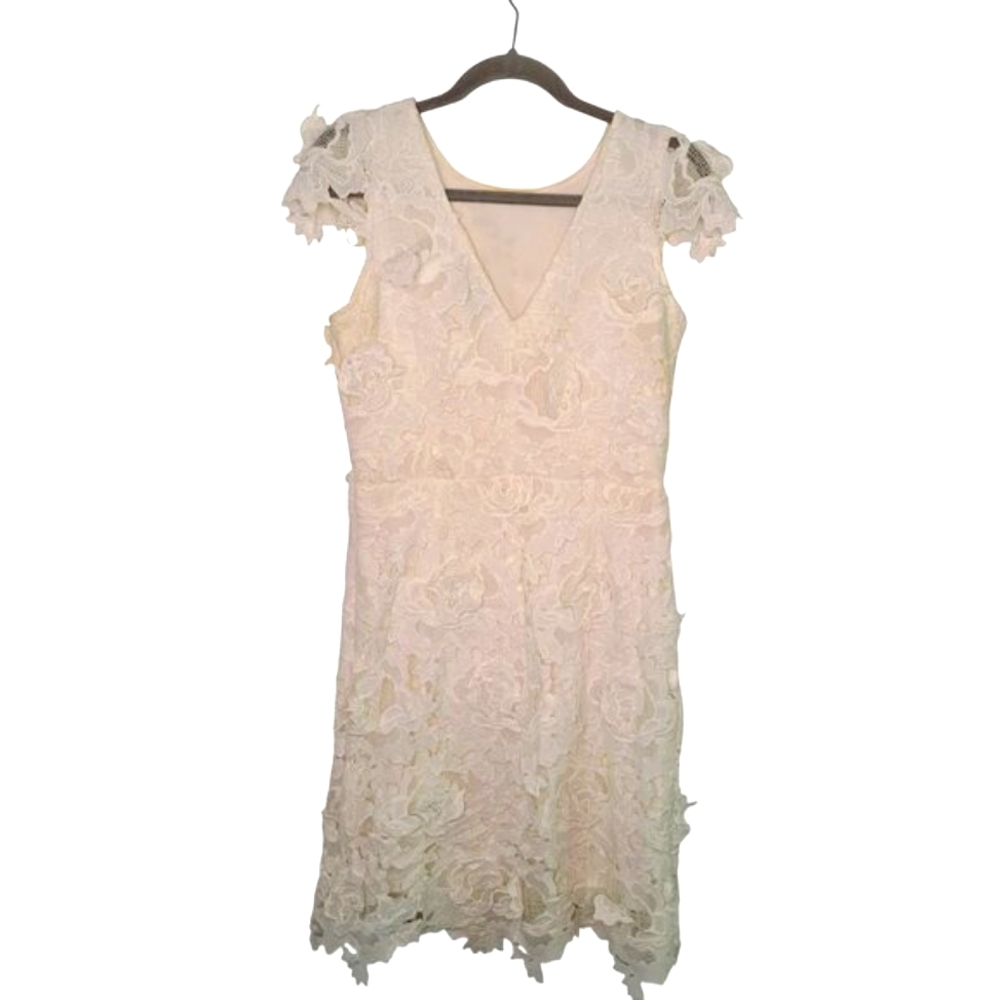 Lord & Taylor 424 Fifth White Lace Overlay Cap Sleeved Dress Size 10